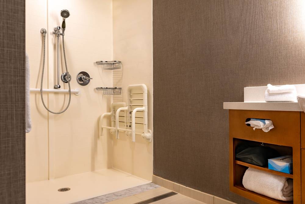 Salle de bain PMR à Fécamp